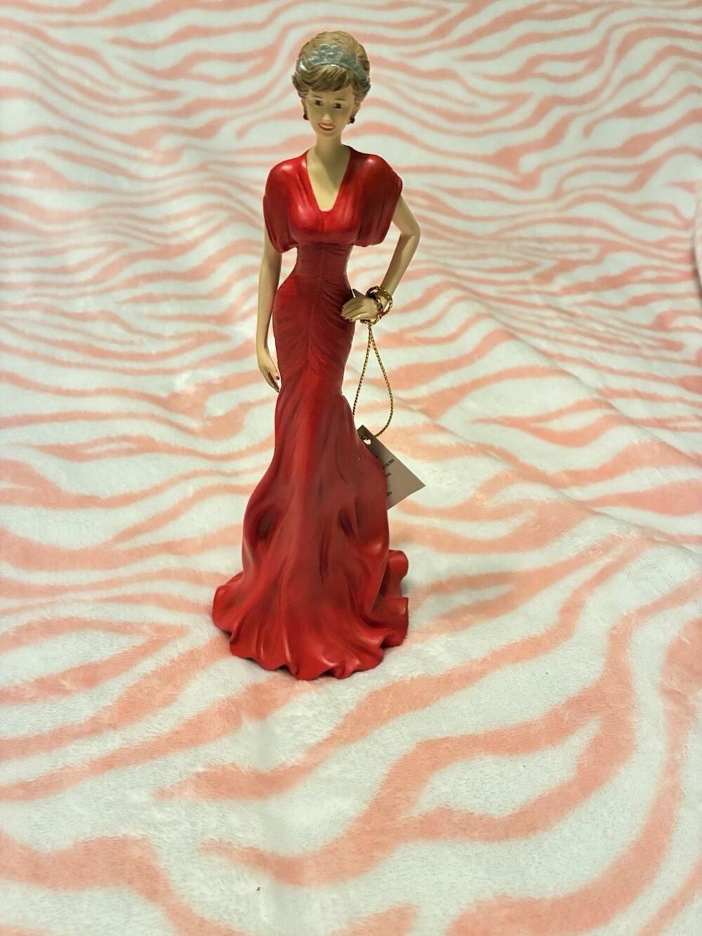 Princess Diana The Hamilton Company A0040 Shimmering Style